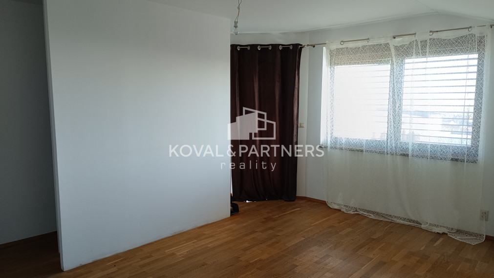 7 izbový dom s moderným vybavením - Štitáre - Nitra