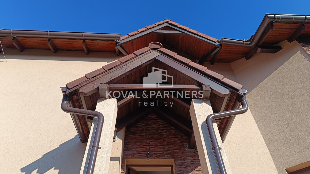 7 izbový dom s moderným vybavením - Štitáre - Nitra