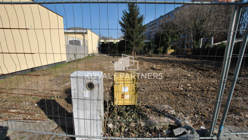 Koval & partners ponúka exkluzívne na predaj stavebný pozemok v centre mesta Nitry