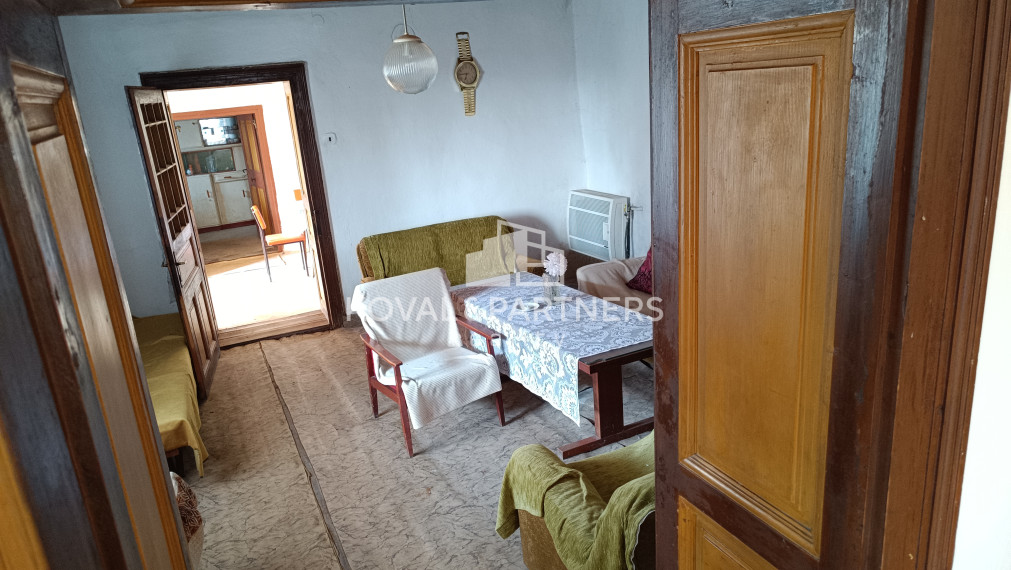 Vidiecky rodinný dom - Tvrdošovce - Nové Zámky