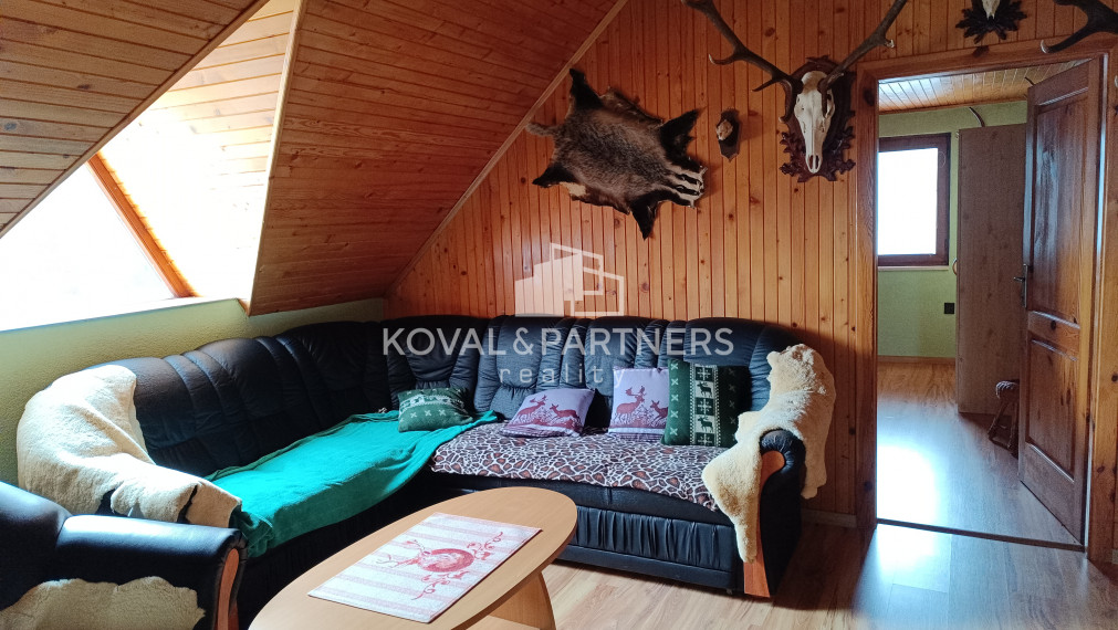 Rekreačný poľovný dom so strelnicou - Horné Otrokovce