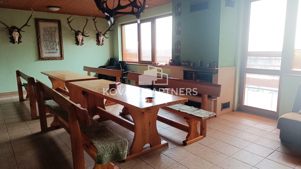 Rekreačný poľovný dom so strelnicou - Horné Otrokovce