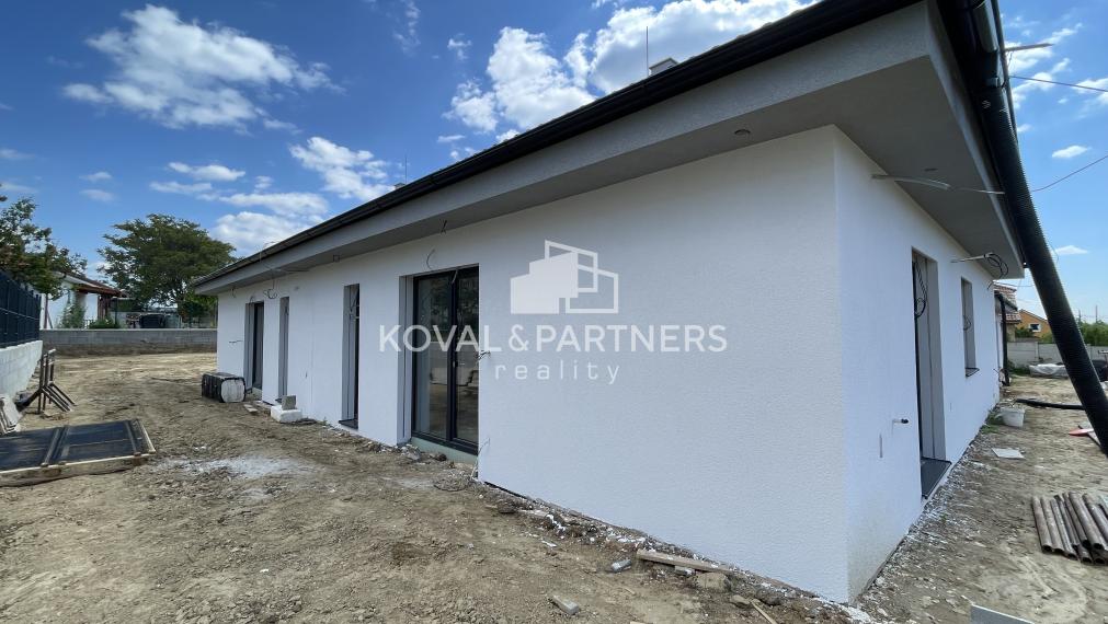 Novostavba 4 izbového rodinného domu v Janíkovciach HOLODOM