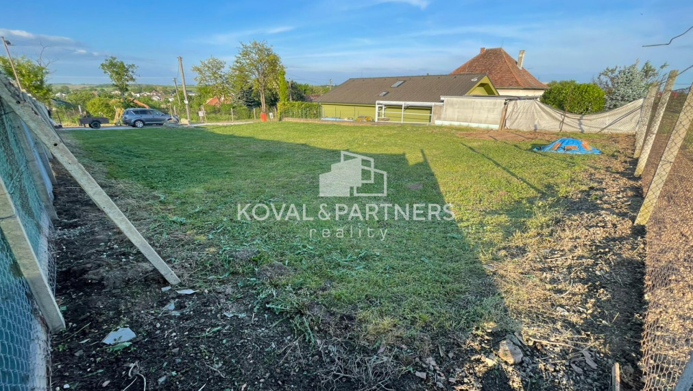 Koval & partners ponúka exkluzívne na predaj stavebný pozemok v Svätoplukove