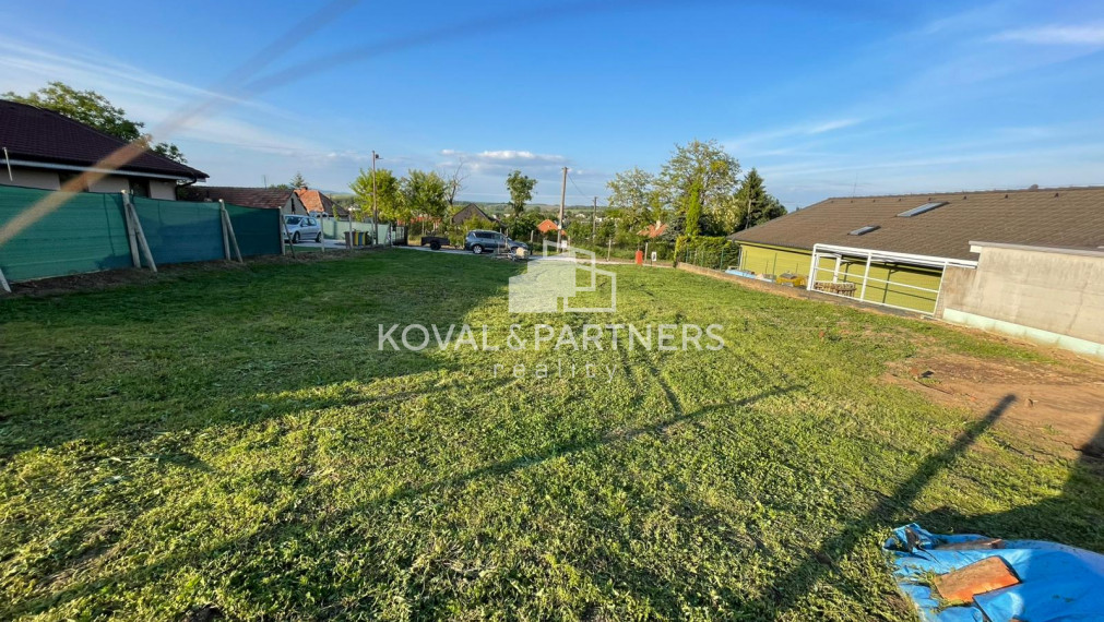 Koval & partners ponúka exkluzívne na predaj stavebný pozemok v Svätoplukove