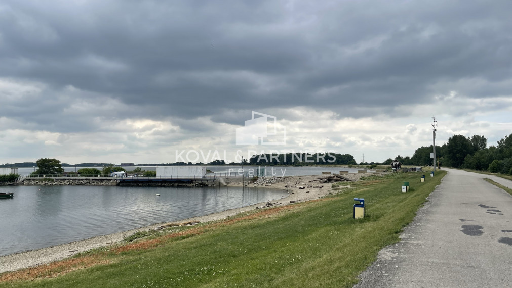 Pozemky v prekrásnej prírodnej časti obce Kajal