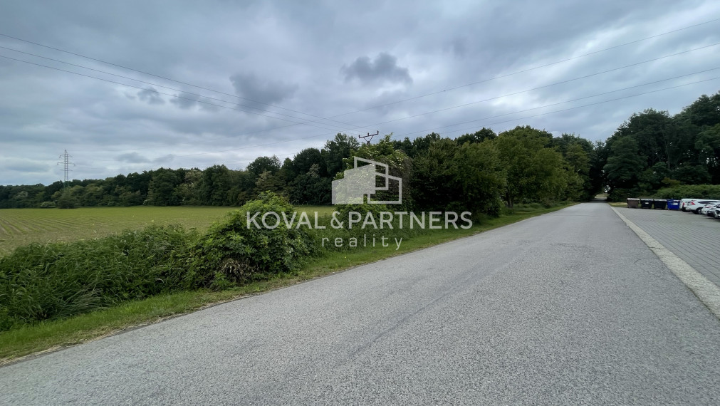 Pozemky v prekrásnej prírodnej časti obce Kajal