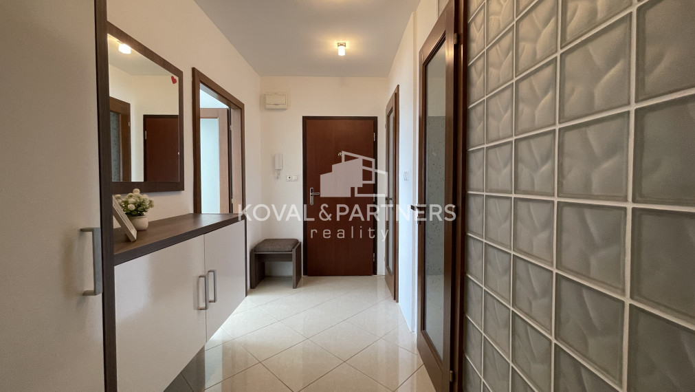 Prenájom 3 izbového bytu s balkónom v Nitre na Partizánskej ulici