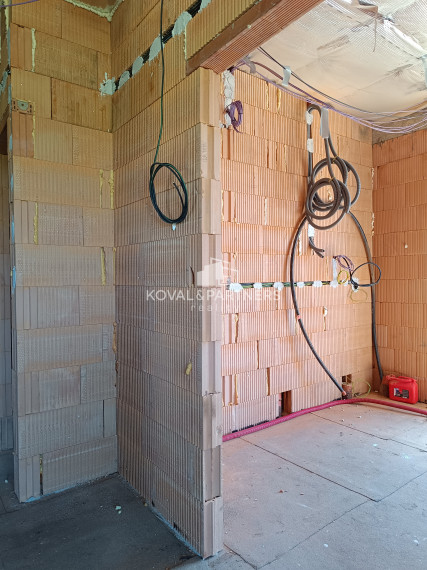 Moderný bungalov - Malý Lapáš - Nitra