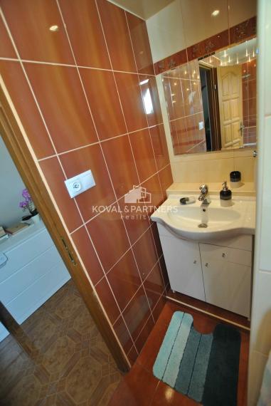 Koval & partners ponúka exkluzívne na predaj rodinný dom v obci Uhliská