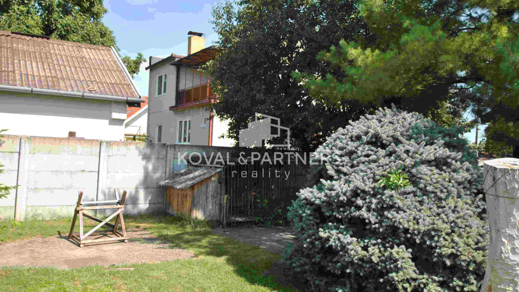 Koval & partners ponúka exkluzívne na predaj rodinný dom v obci Palárikovo