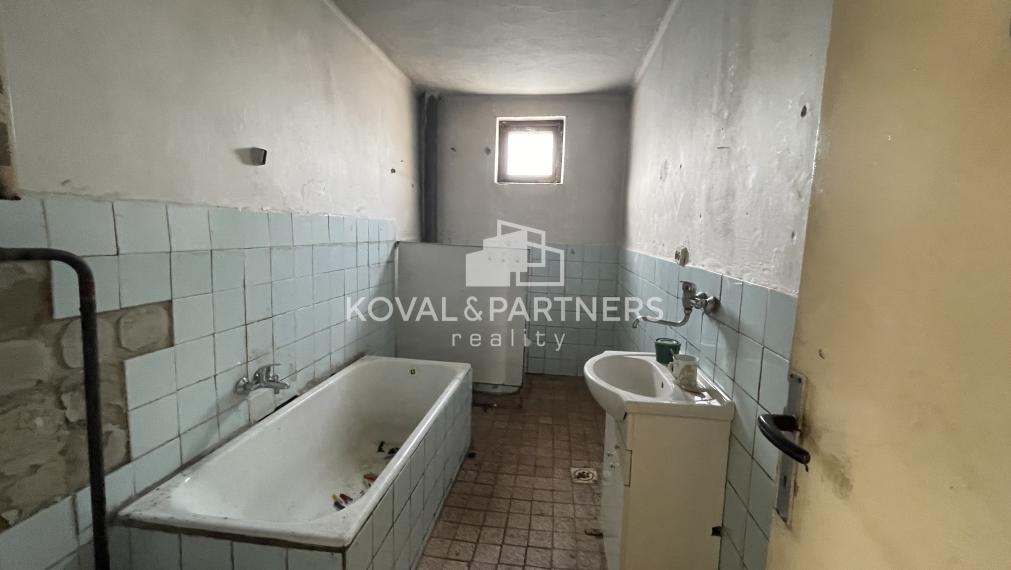 6 izbový Rodinný dom v Nitre - Zobor, pozemok 344 m2