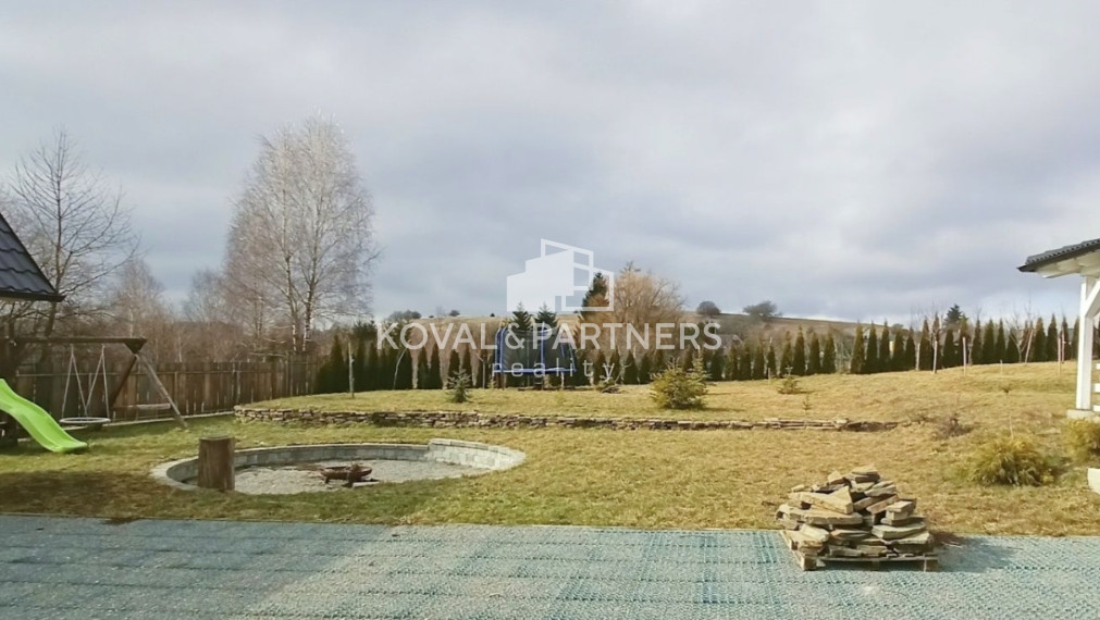 Murovaná CHATA pri rekreačnom stredisku Drozdovo - PREDAJ