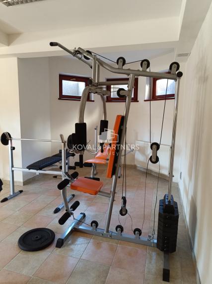 Rodinný dom (10 izieb) na prenájom - Nitra