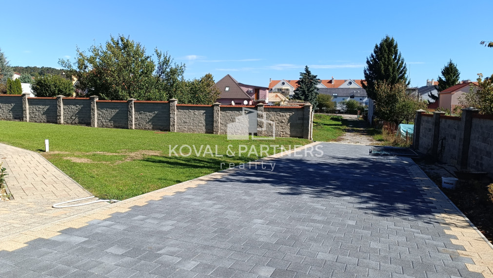 Rodinný dom (10 izieb) na prenájom - Nitra