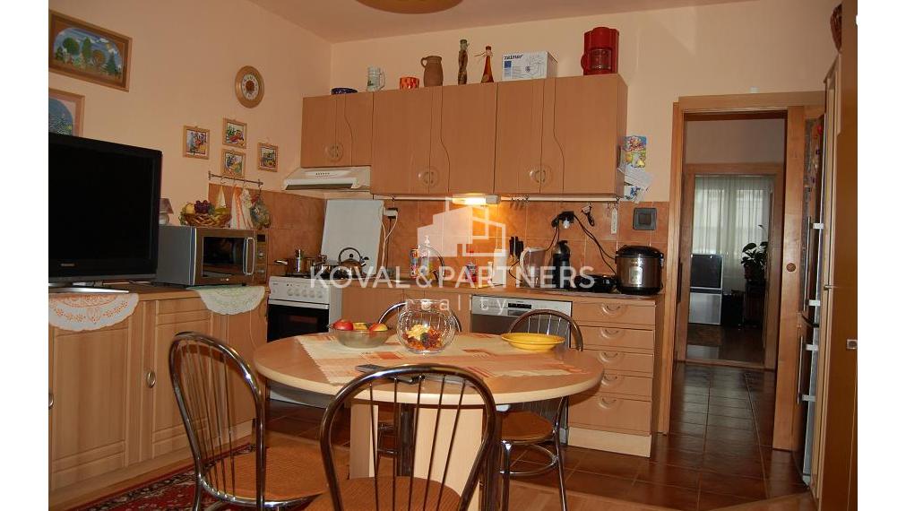 Veľký 1 izbový byt v Nitre