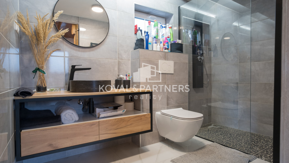 Murovaná CHATA pri rekreačnom stredisku Drozdovo - PREDAJ