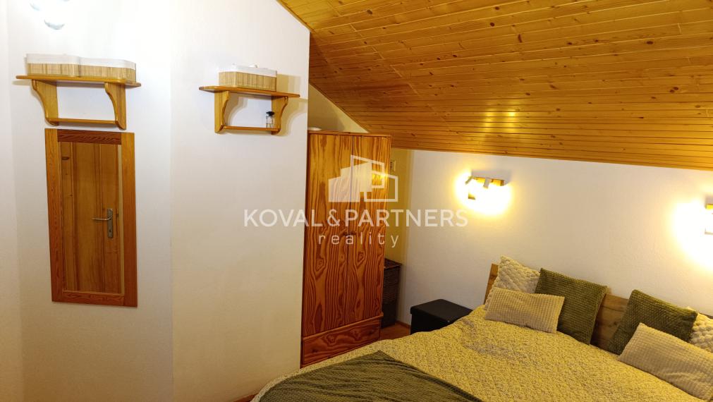 Dva rodinné domy - Cabaj-Čápor - Nitra