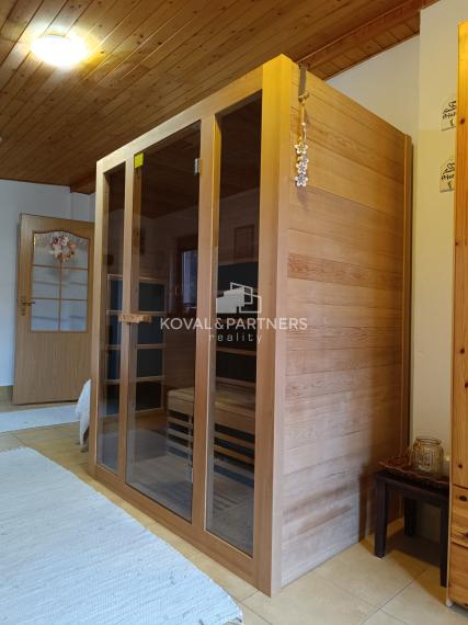 Dva rodinné domy - Cabaj-Čápor - Nitra