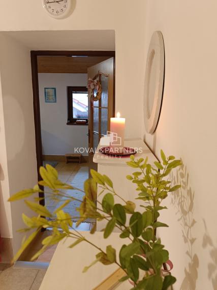 Dva rodinné domy - Cabaj-Čápor - Nitra