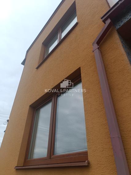 4-izbový poschodový rodinný dom na veľkorysom pozemku - Čeľadice