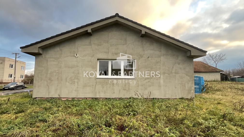 Na predaj novostavba 4 izbového rodinného domu Žitavce