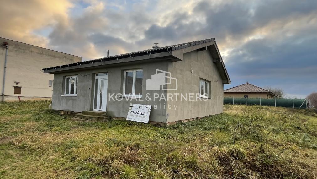 Na predaj novostavba 4 izbového rodinného domu Žitavce