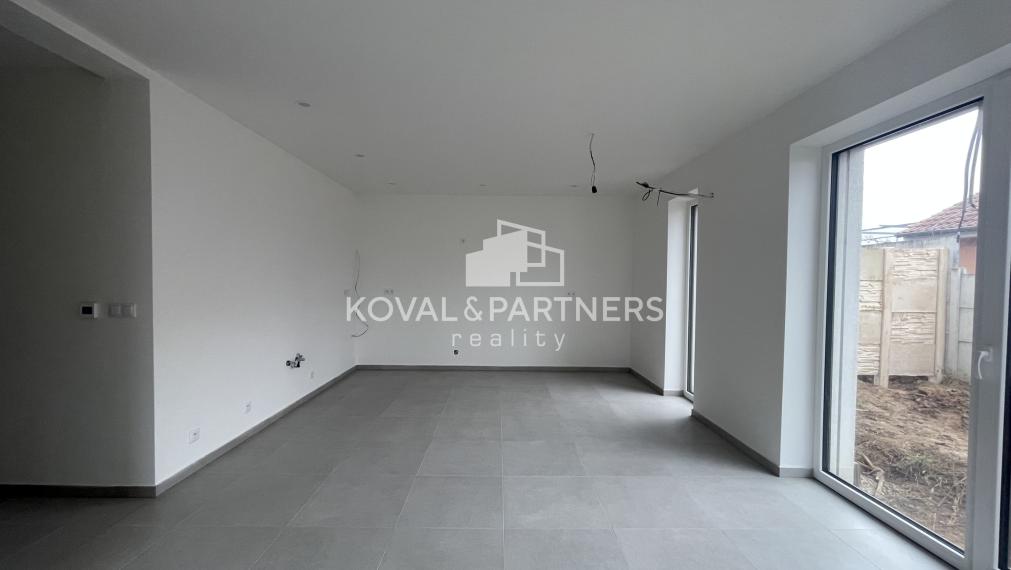 4 izbová novostavba v ŠTANDARDE za cenu HOLODOMU