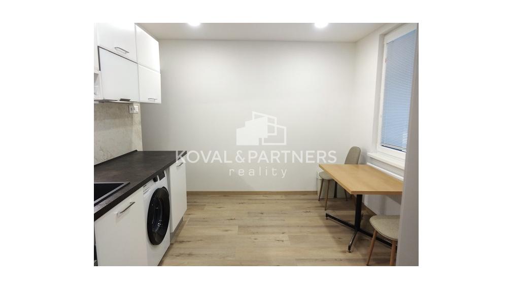 Na prenájom nový, krásny, zariadený 1 izbový byt - Okružná, Levice