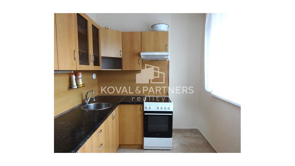 Na predaj 3 izbový byt s logiou - Levice