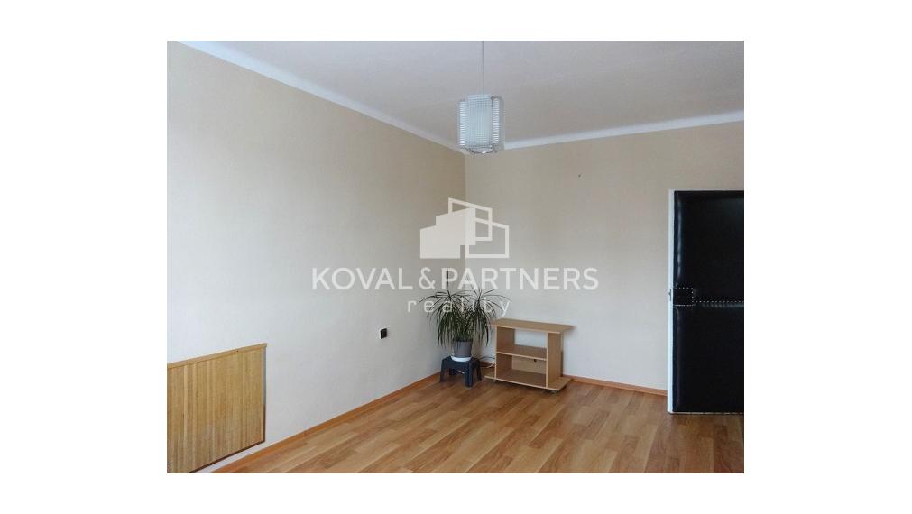 Na predaj 3 izbový byt s logiou - Levice