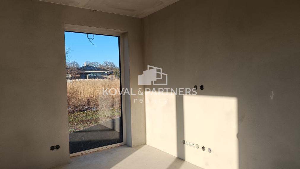 Moderný 4-izbový bungalov - Malý Lapáš - Nitra