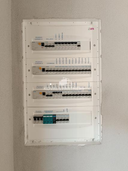 Moderný 4-izbový bungalov - Malý Lapáš - Nitra