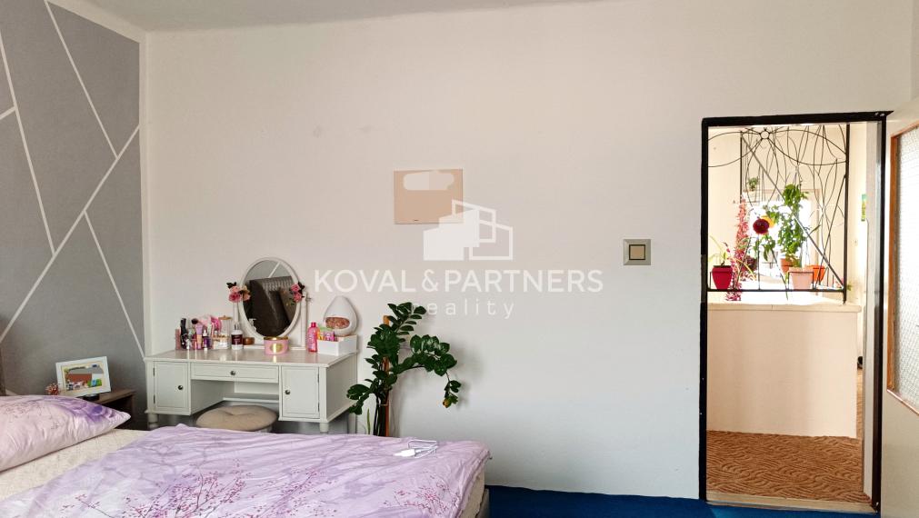 Priestranný rodinný dom - Hrušovany