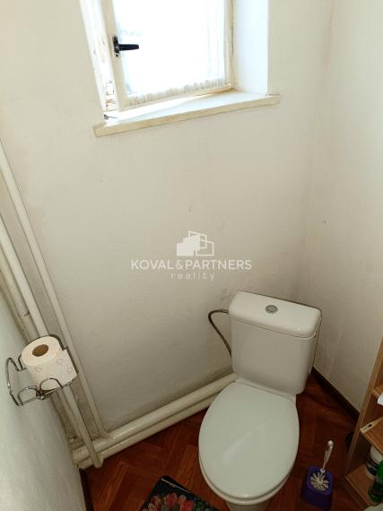 Priestranný rodinný dom - Hrušovany