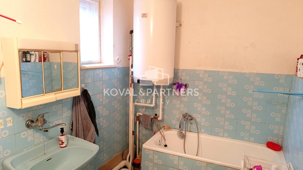 Priestranný rodinný dom - Hrušovany