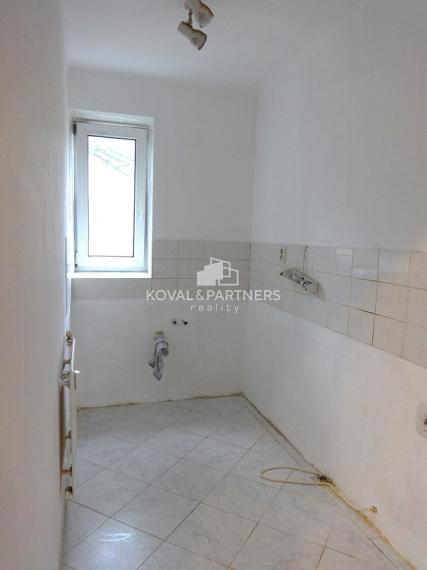 Na predaj 3-izbový byt - Tlmače-Lipník, okr. Levice