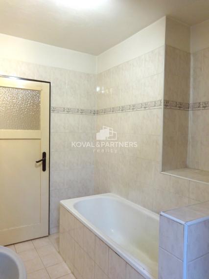 Na predaj 3-izbový byt - Tlmače-Lipník, okr. Levice