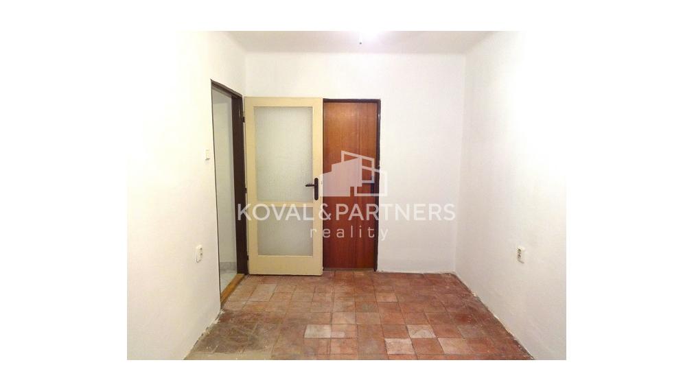 Na predaj 3-izbový byt - Tlmače-Lipník, okr. Levice