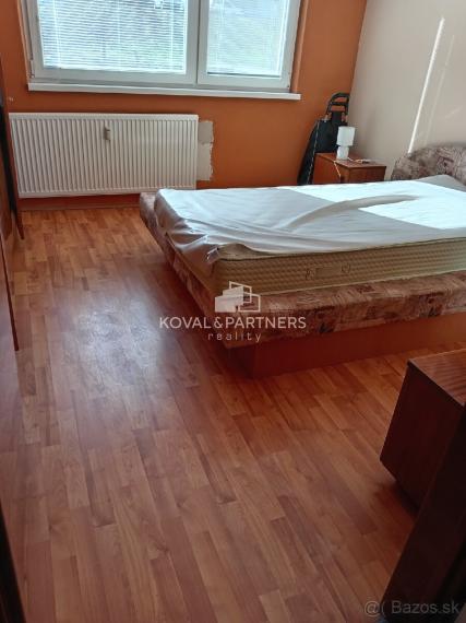 Na predaj 3 izbový byt s balkónom v Nitre na Klokočine