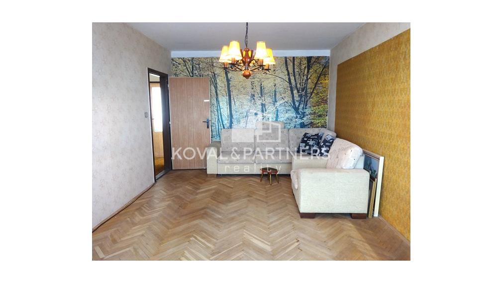 Na predaj 3 izbový byt s krásnym výhľadom, blízke centrum - Levice