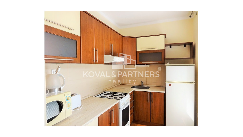 Na prenájom pekný 1 izbový byt s loggiou - Levice, Vinohrady