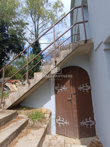 Krásny rodinný dom  - Veľký Kýr