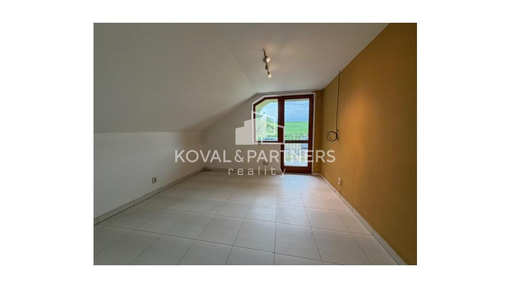 Ponúkame exkluzívne na predaj rodinný dom v obci Lehota