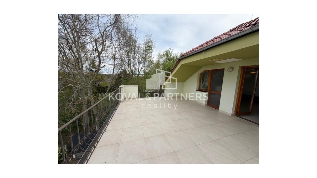 Ponúkame exkluzívne na predaj rodinný dom v obci Lehota