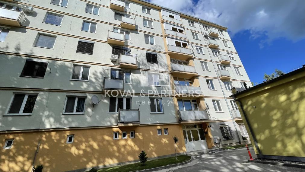 Na predaj 3 izbový byt Párovce, Nitra