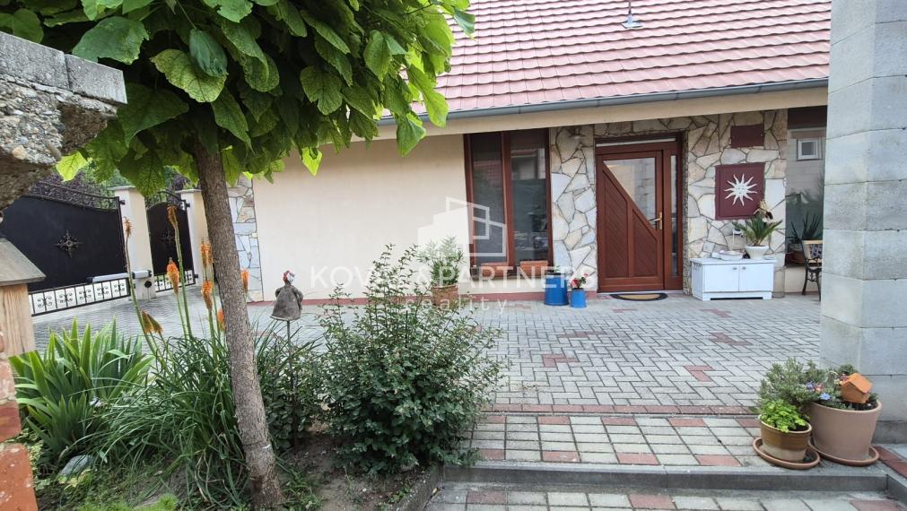 Útulný 3 izbový rodinný dom v Rumanovej