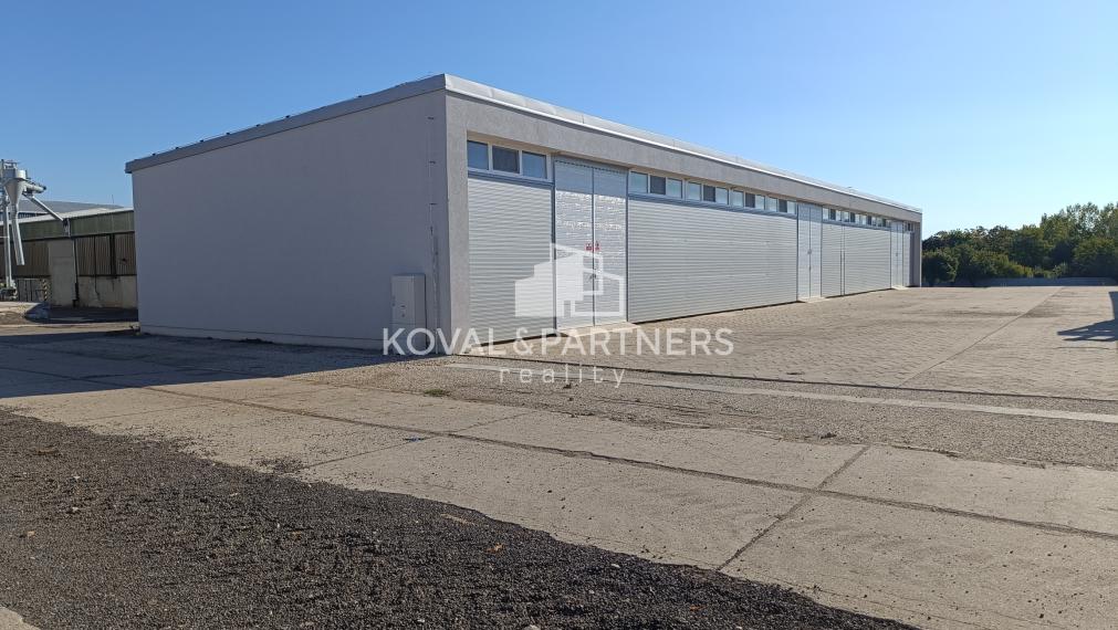 Prenájom moderných skladov 335 m² – flexibilné priestory
