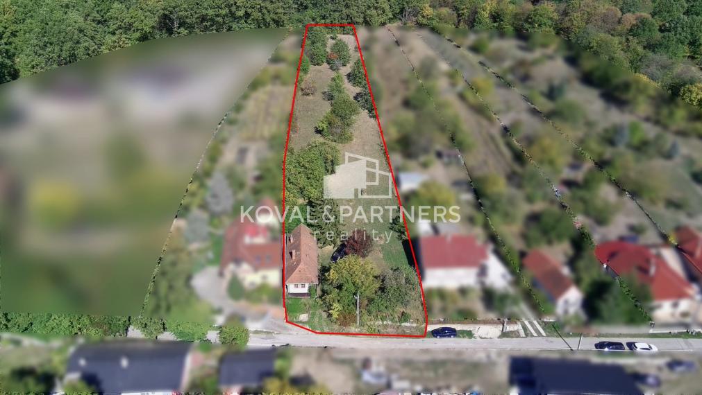 Chalupa v krásnom prostredí - Kostoľany pod Tribečom