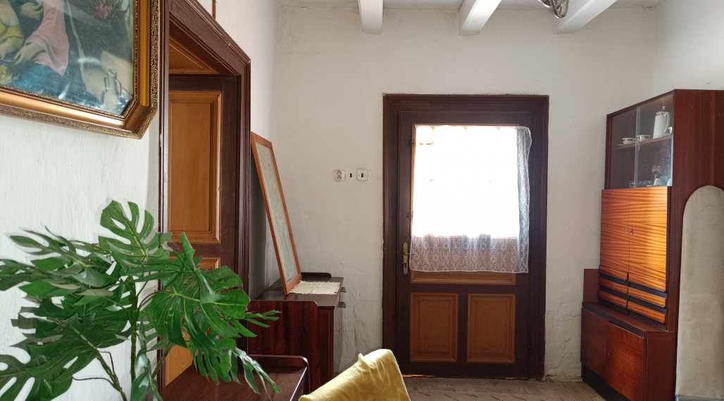 Vidiecky rodinný dom - Tvrdošovce - Nové Zámky